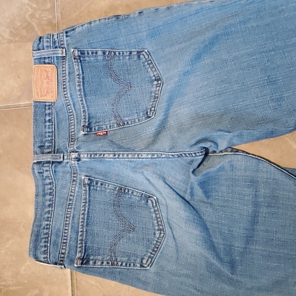 Levi's jeans - Picture 3 of 3